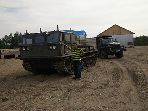 俄羅斯礦區(qū)的車(chē)